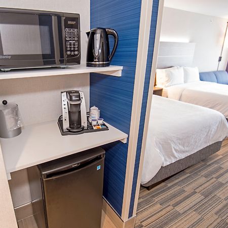 Holiday Inn Express - Red Deer North By Ihg Zewnętrze zdjęcie