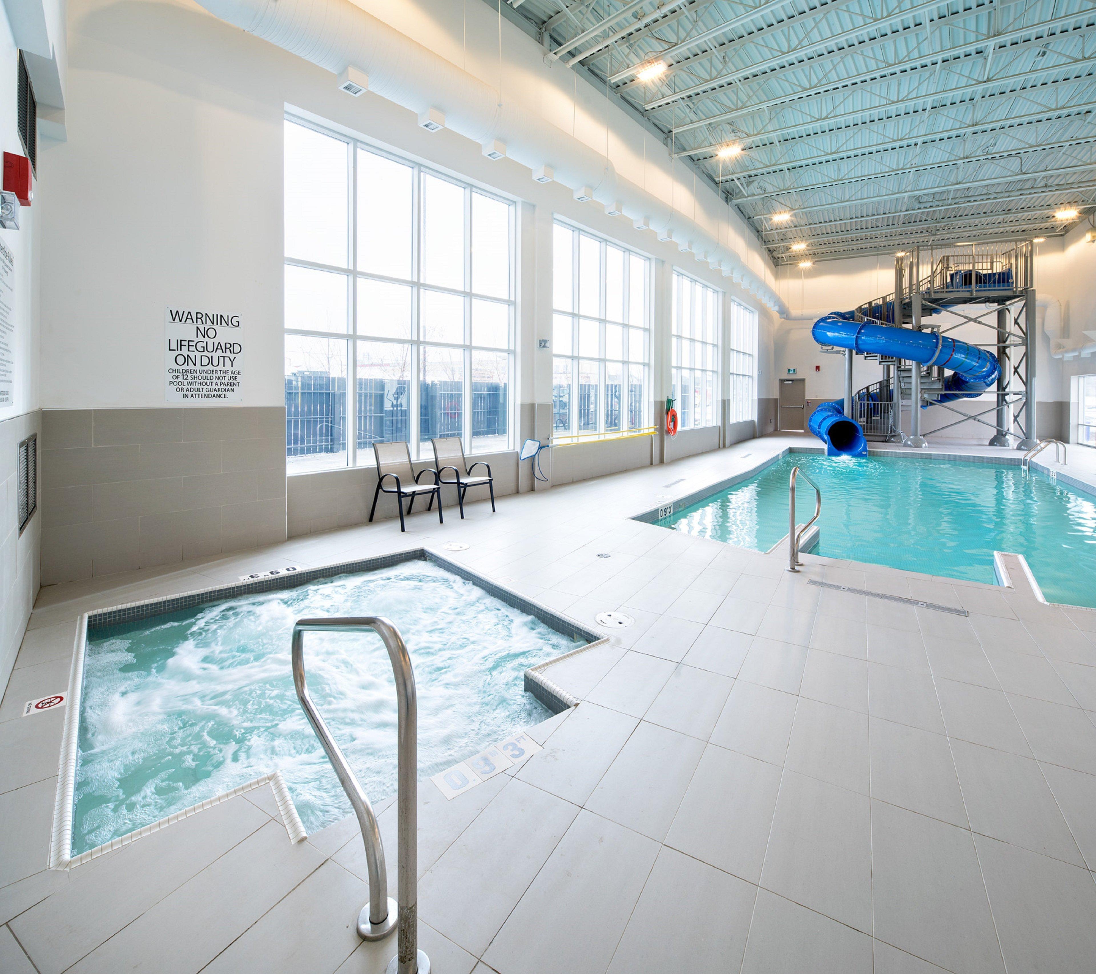 Holiday Inn Express - Red Deer North By Ihg Zewnętrze zdjęcie